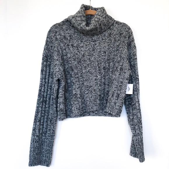Urban Outfitters Sweaters - Urban Outfitters Gray Cropped Turtleneck Sweater